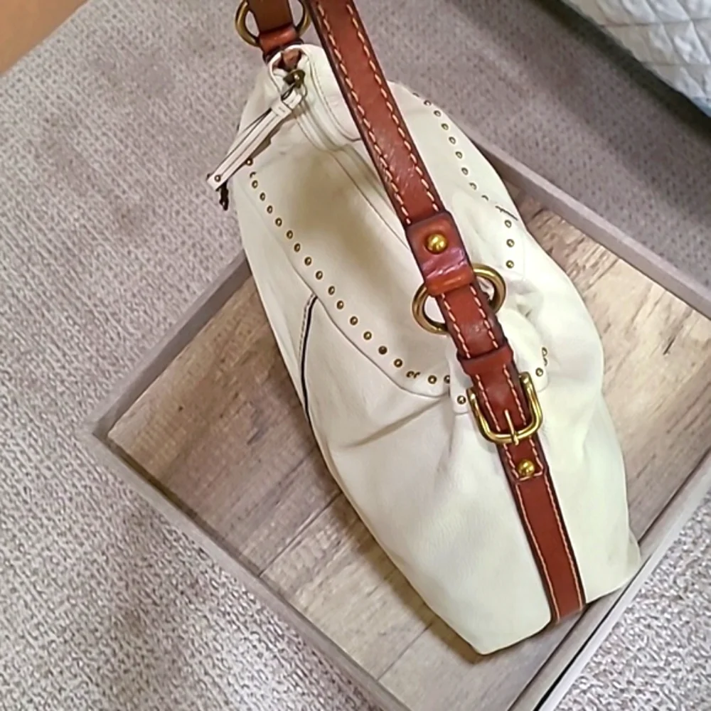 Fossil Leather Shoulder Bag  With Stud Detailing Vintage BOHO - Picture 3 of 15